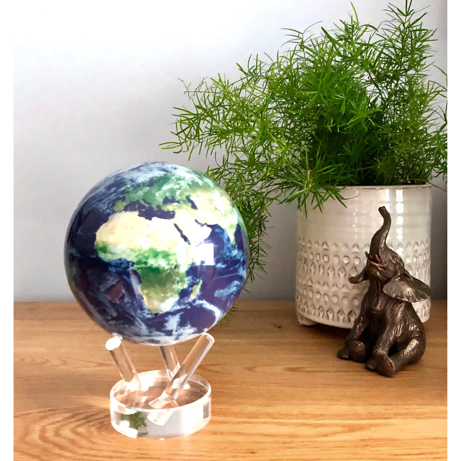 MOVA Globes