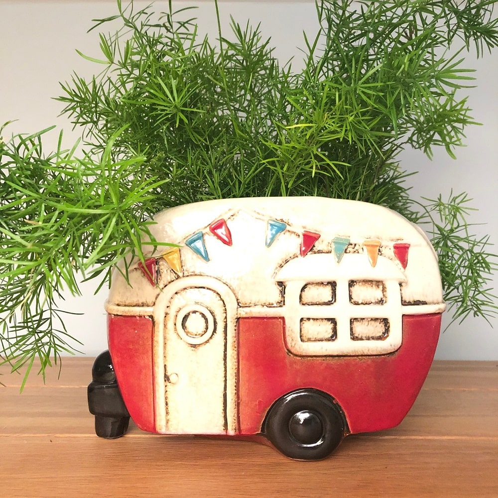 Planters & Vases