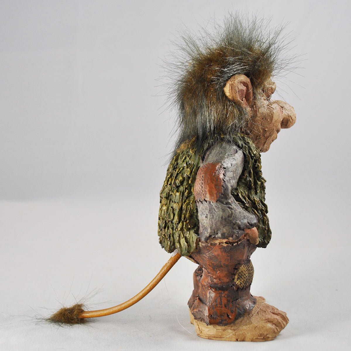 Troll Holding Spade Figure Home Or Garden