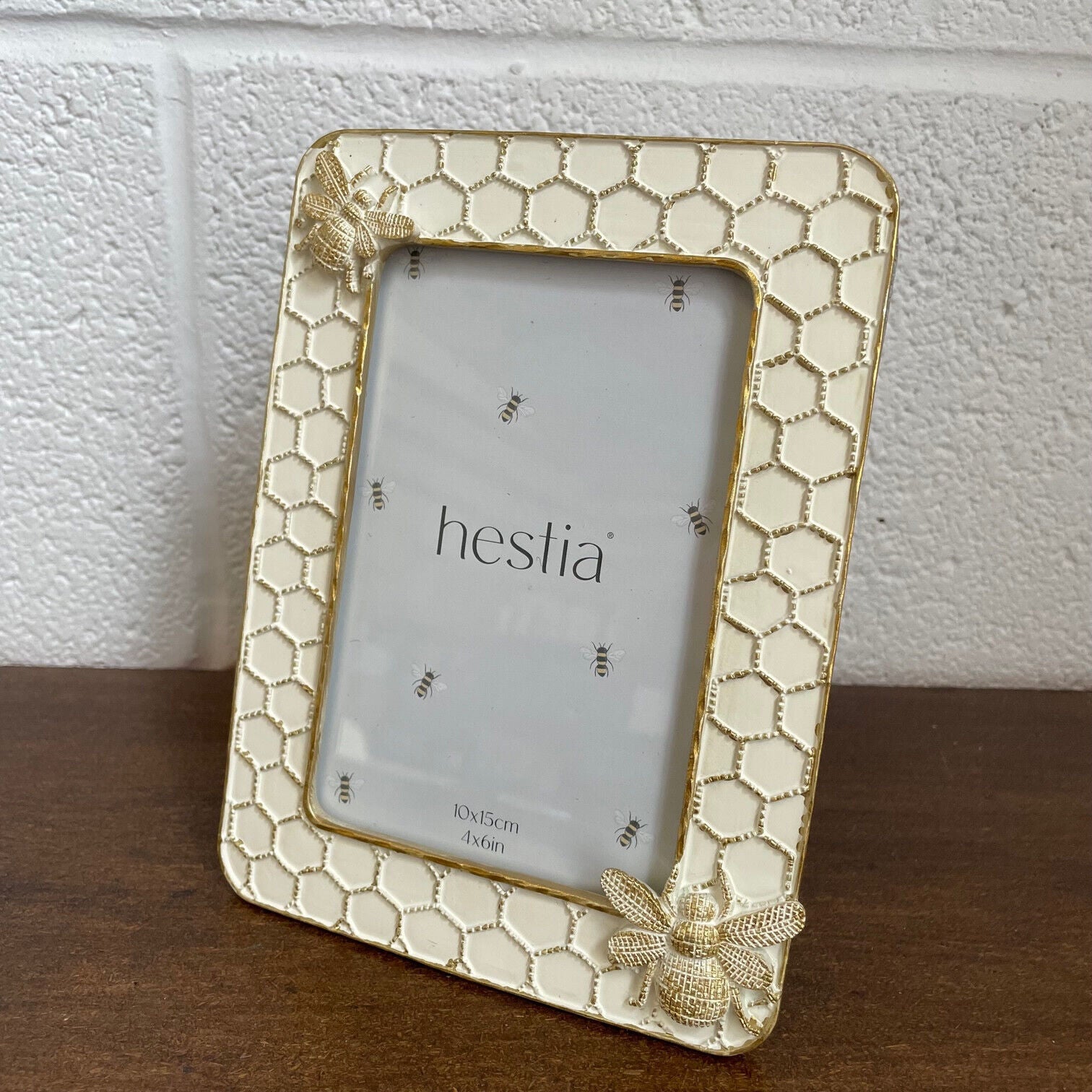 Honey Bee Design Photo Frame for 4 x 6 Photo