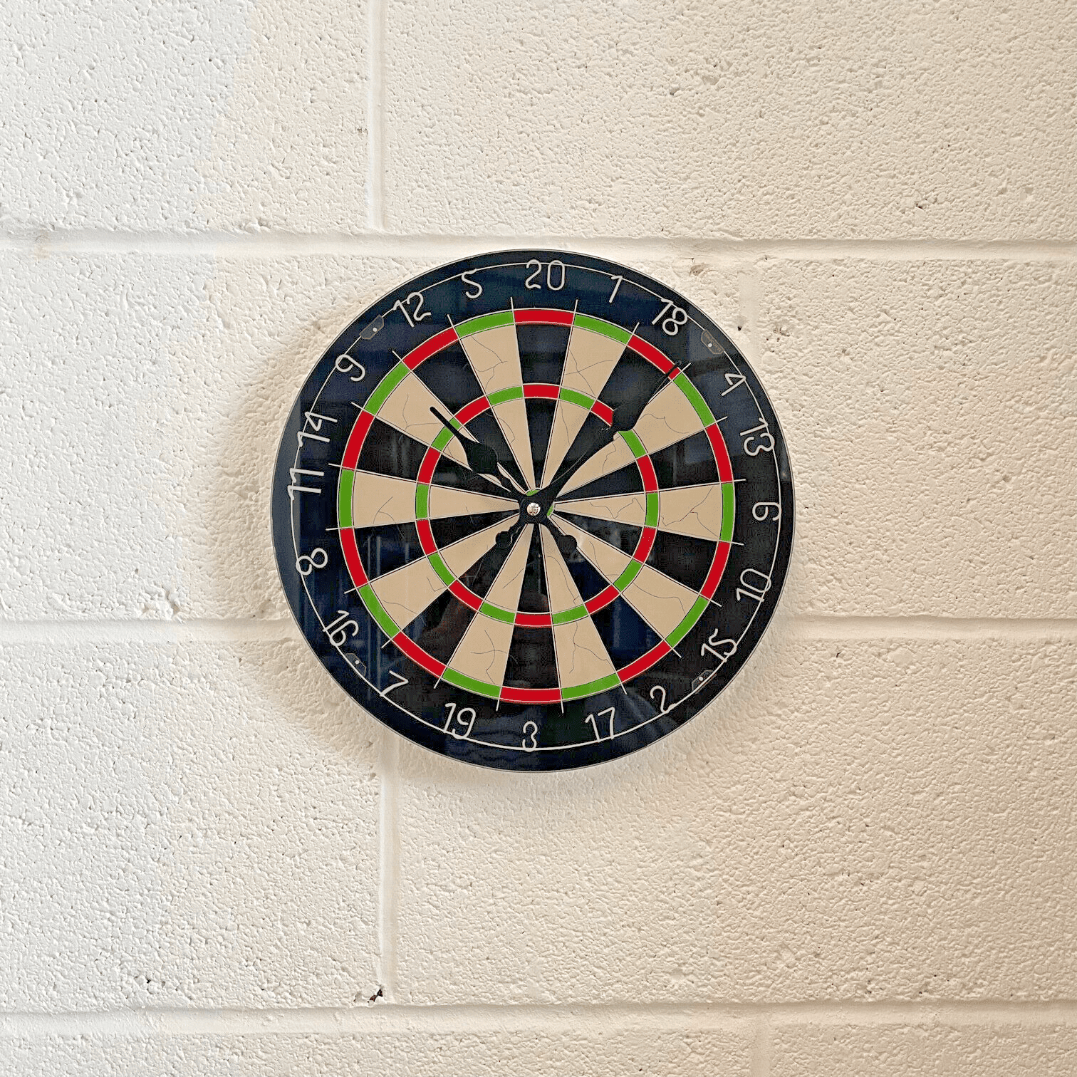 Dartboard Glass Wall Clock 30 cm