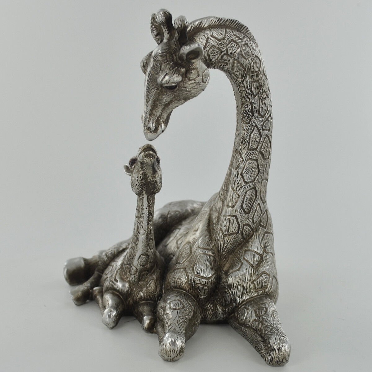 Giraffe Family Ornament In Antique Silver Finish