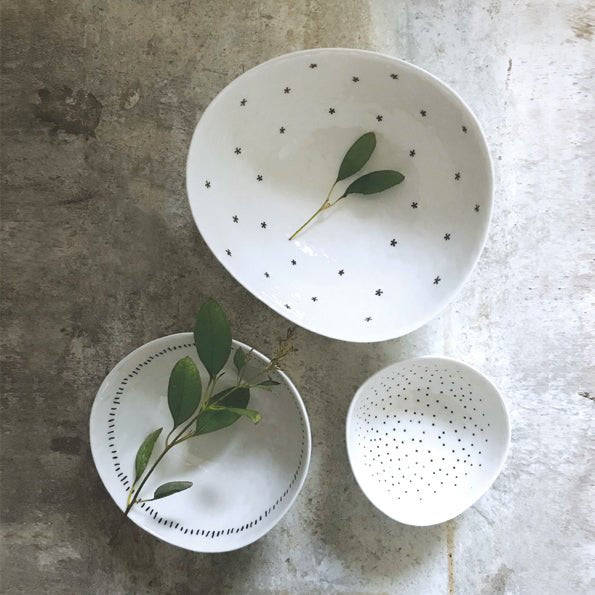 Set of 3 Wobbly Porcelain Bowls Stars, Dashes & Dots Decoration