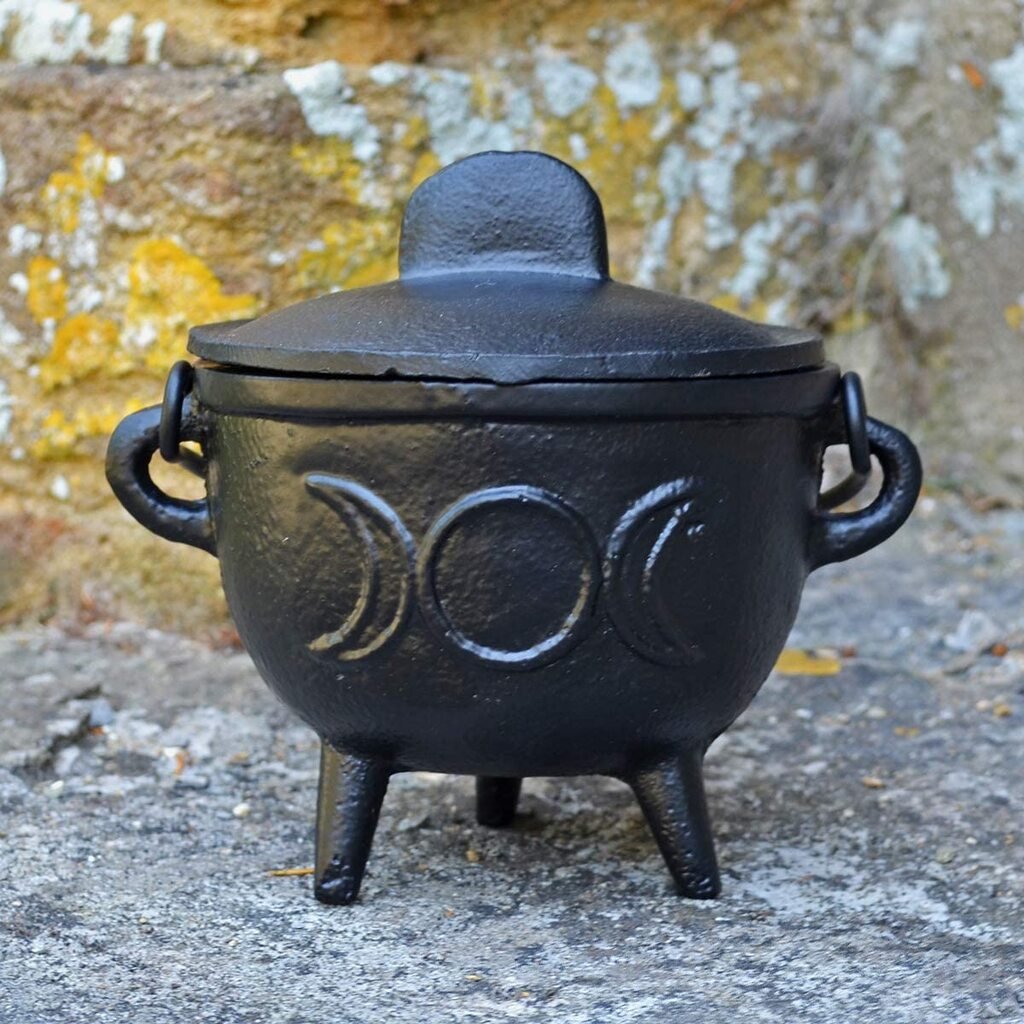 Cast Iron Cauldron Triple Moon Design With Removable Lid