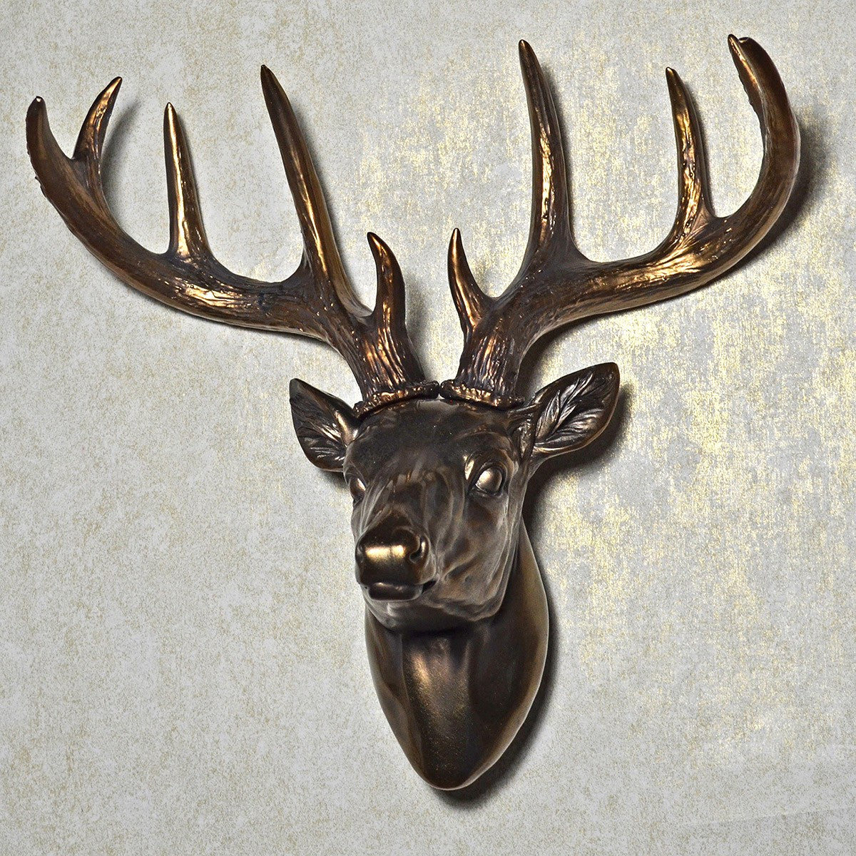 Deer Head Wall Decoration in Painted Bronze Stag Animal Wildlife Home Decor