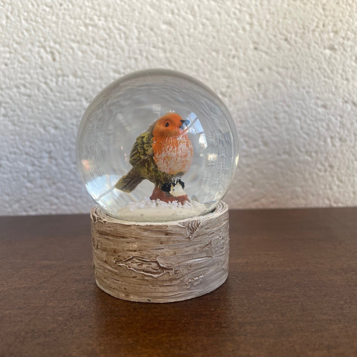 Small Robin Snow Globe On Wood Effect Base - Air Bubble