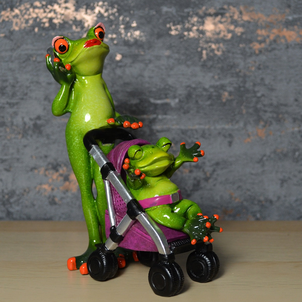 Comical Frog Stroller Parent & Baby Figure