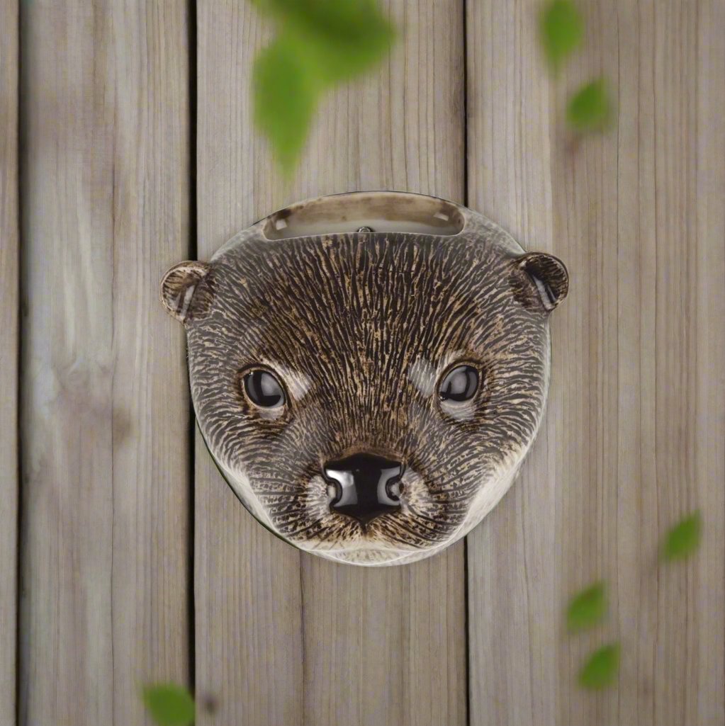 Otter Small Wall Vase